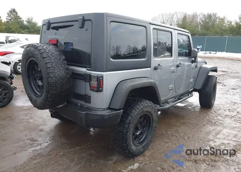 2016 Jeep Wrangler Unlimited Sport z USA, uszkodzony, nr VIN 1C4BJWDG1GL122715